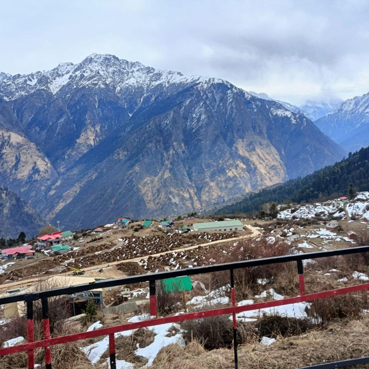 Nanda Devi Stays Joshīmath Exterior foto